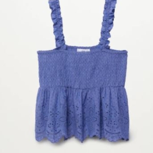 eyelet tank